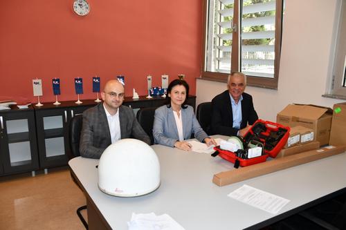 Federalna uprava za geodetske i imovinsko-pravne poslove dodijelila geodetsku opremu i instrumente Fakultetu građevinarstva, arhitekture i geodezije Sveučilišta u Mostaru